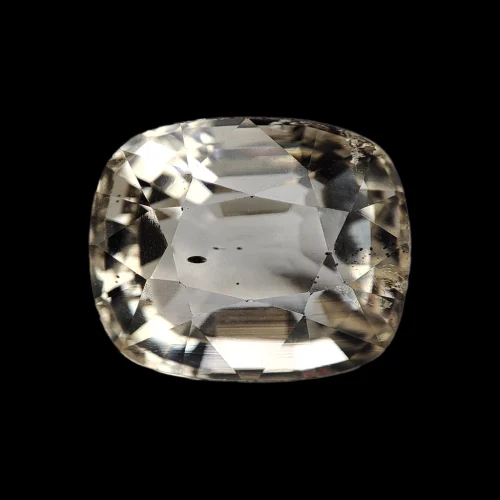 Scapolite jaune à inclusions de magnétite de 5,79 carats - (Ref : GEMSCA-0001)