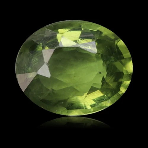 Saphir vert d’Australie d'un poids de 0,38 carat, taillé en ovale (Ref : GEMSAP-0033)