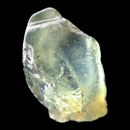 Saphir d’Auvergne brut de 0,38 carat, de très bonne pureté, provenance Puy-de-Dôme (région d’Issoire), Auvergne, France