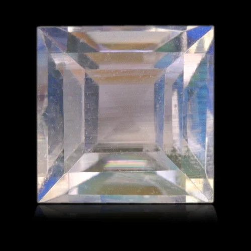 Pierre de lune madagascar